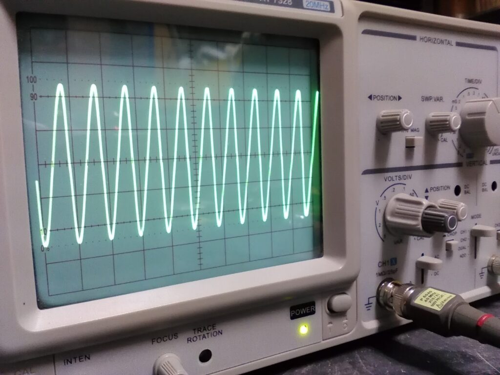 1KHz signal from Optimus Alaba 100W amplifier