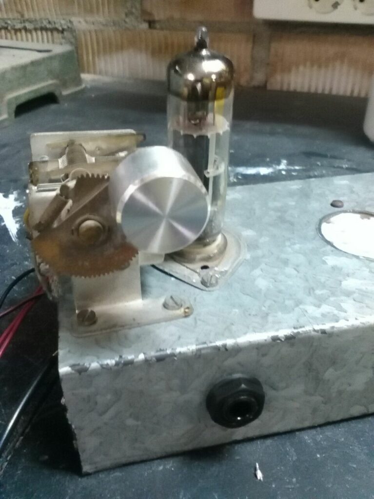 Vista del transmisor con PCL805